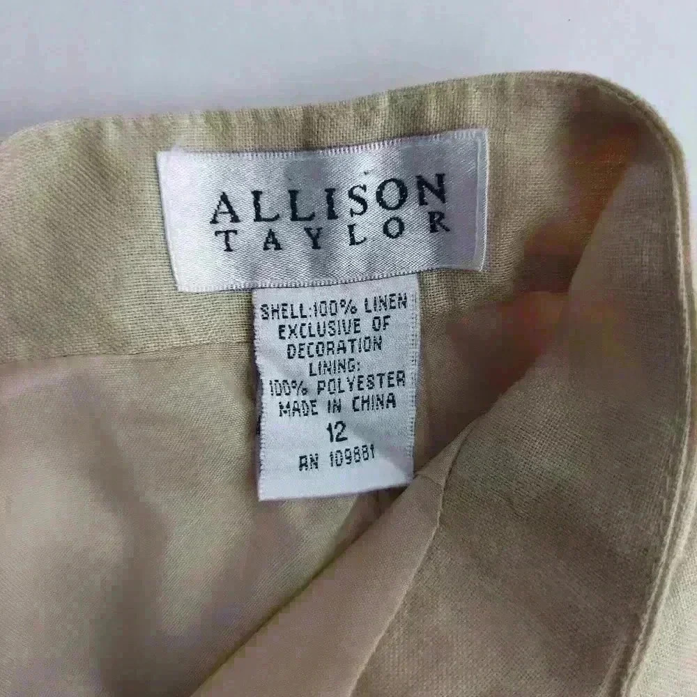 Allison Taylor Floral Embroidered Linen Pants - Picture 5 of 5